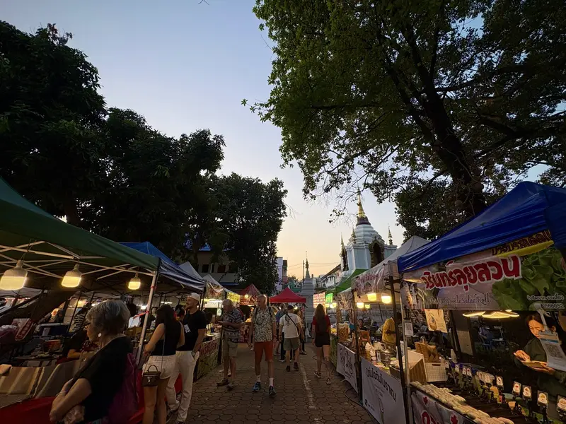 Tha Phae Walking Street (Sunday Walking Street start), photo 4