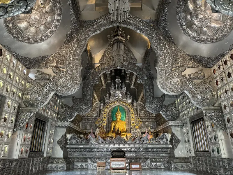 Wat Sri Suphan (Silver Temple), photo 3